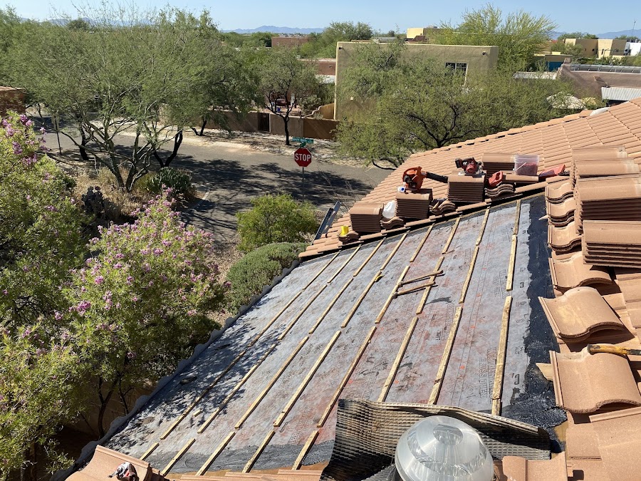 DC Roofing excels at tile roof work in Tucson quality work on a Tucson tile roof by DC Roofing of Arizona